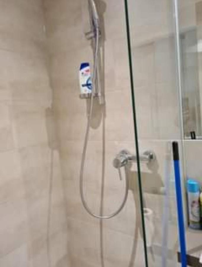 Berlin Mitte Shared Room With Shared Bathroom Екстер'єр фото
